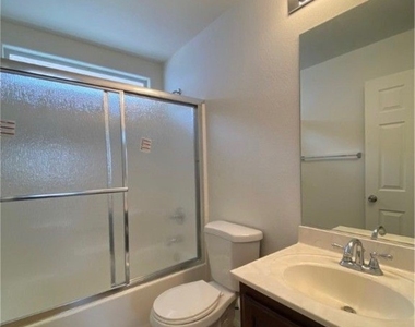 9159 Brilliant Prairie Court - Photo Thumbnail 6