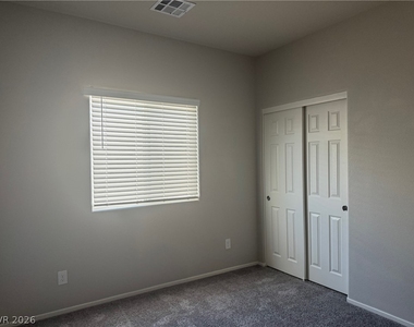 4650 Moonbow Avenue - Photo Thumbnail 12