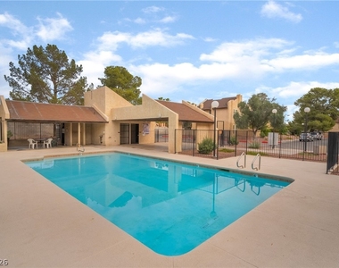 3949 S Torrey Pines Drive - Photo Thumbnail 34