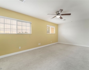 3949 S Torrey Pines Drive - Photo Thumbnail 17