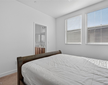 1100 E Sunset Road - Photo Thumbnail 37