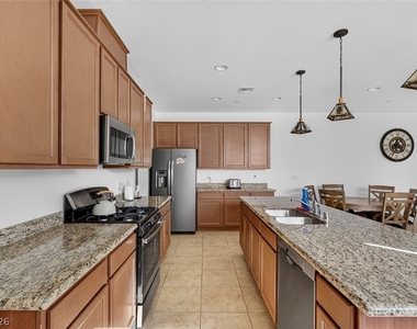 1100 E Sunset Road - Photo Thumbnail 15