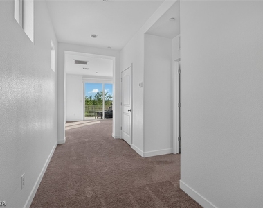 1100 E Sunset Road - Photo Thumbnail 30