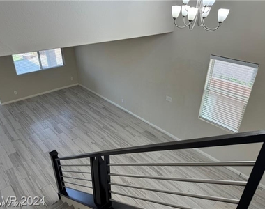 9056 Tony Ridge Avenue - Photo Thumbnail 7