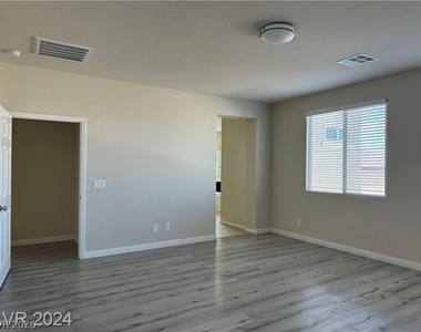 9056 Tony Ridge Avenue - Photo Thumbnail 16