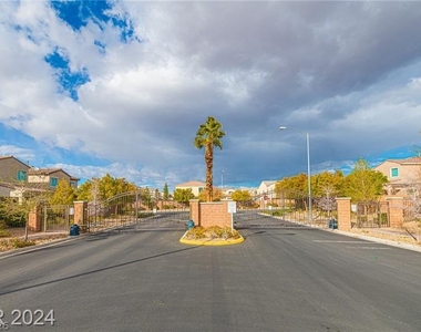 9056 Tony Ridge Avenue - Photo Thumbnail 30