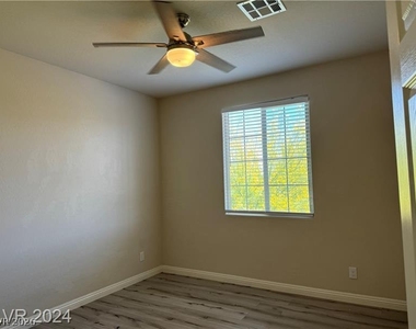 9056 Tony Ridge Avenue - Photo Thumbnail 21