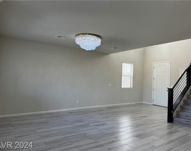 9056 Tony Ridge Avenue - Photo Thumbnail 14