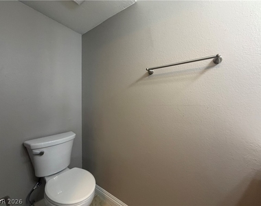 6207 Meadow Brook Lane - Photo Thumbnail 7
