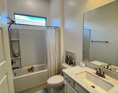 116 Colantonio Court - Photo Thumbnail 21