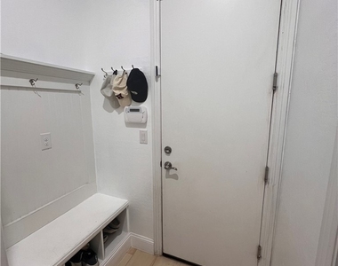 116 Colantonio Court - Photo Thumbnail 8