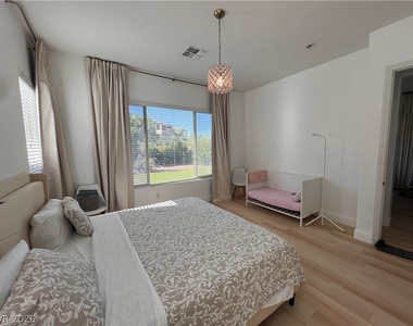 116 Colantonio Court - Photo Thumbnail 30