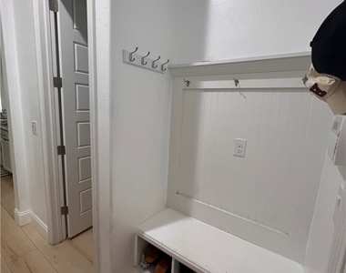 116 Colantonio Court - Photo Thumbnail 32
