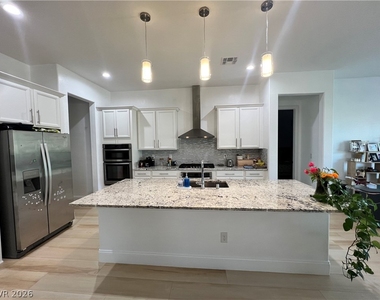 116 Colantonio Court - Photo Thumbnail 28