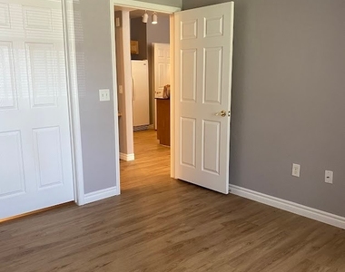 10550 W Alexander Road - Photo Thumbnail 11
