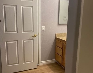 10550 W Alexander Road - Photo Thumbnail 10