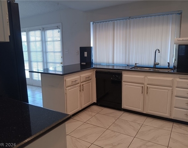 6221 Peppermill Drive - Photo Thumbnail 13