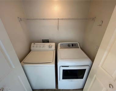 5154 S Jones Boulevard - Photo Thumbnail 10