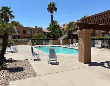 5154 S Jones Boulevard - Photo Thumbnail 18