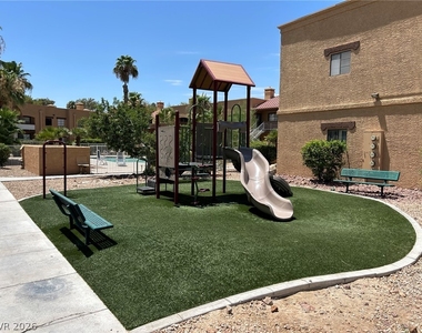 5154 S Jones Boulevard - Photo Thumbnail 19