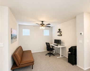 3744 Ramura Avenue - Photo Thumbnail 2