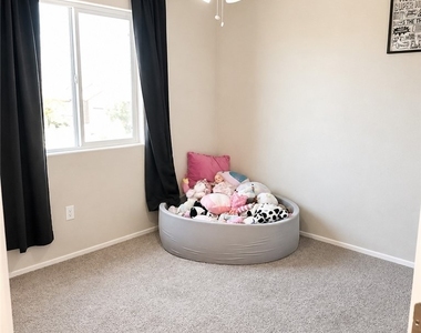 3744 Ramura Avenue - Photo Thumbnail 6