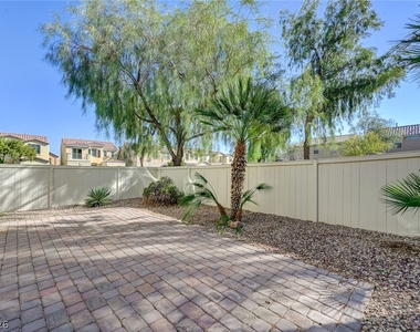 5389 Encino Springs Avenue - Photo Thumbnail 25