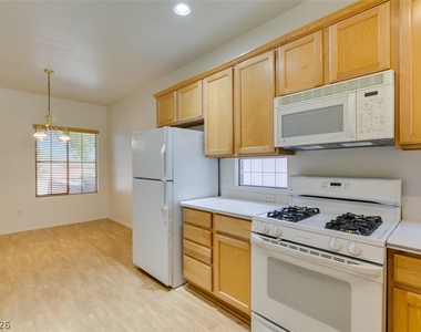 1864 High Mesa Drive - Photo Thumbnail 6