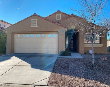 8029 Sierra Largo Drive - Photo Thumbnail 2