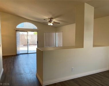 8029 Sierra Largo Drive - Photo Thumbnail 6