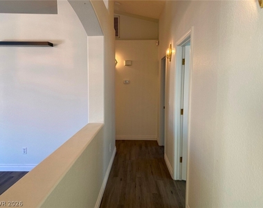 8029 Sierra Largo Drive - Photo Thumbnail 20