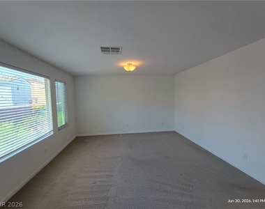 8139 Shale Canyon Street - Photo Thumbnail 19