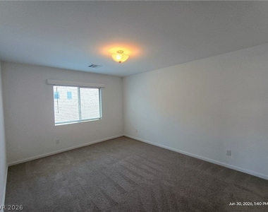 8139 Shale Canyon Street - Photo Thumbnail 15
