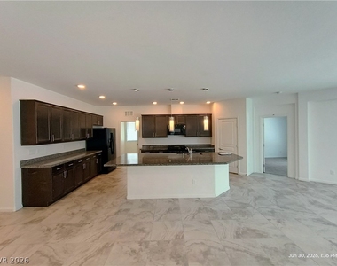 8139 Shale Canyon Street - Photo Thumbnail 5