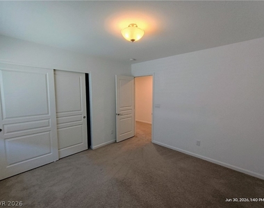 8139 Shale Canyon Street - Photo Thumbnail 18