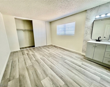 5187 Greene Lane - Photo Thumbnail 13