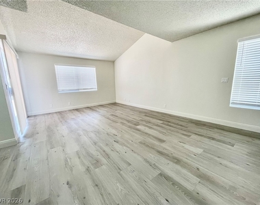 5187 Greene Lane - Photo Thumbnail 3