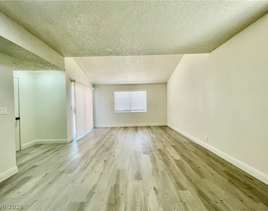 5187 Greene Lane - Photo Thumbnail 2