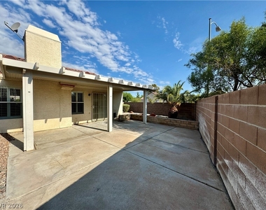 4544 Crimson Leaf Drive - Photo Thumbnail 15