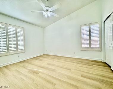 4544 Crimson Leaf Drive - Photo Thumbnail 12