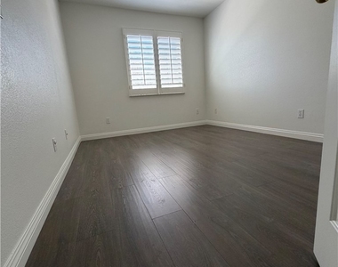 10644 Austin Bluffs Avenue - Photo Thumbnail 7