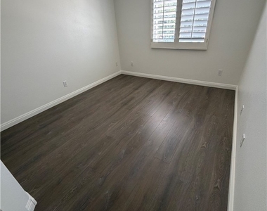 10644 Austin Bluffs Avenue - Photo Thumbnail 9