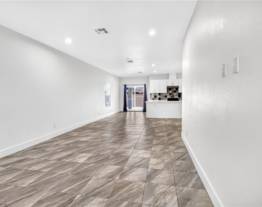 4078 Welter Avenue - Photo Thumbnail 4
