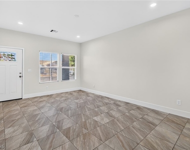 4078 Welter Avenue - Photo Thumbnail 3