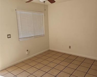9914 Keephills Street - Photo Thumbnail 5