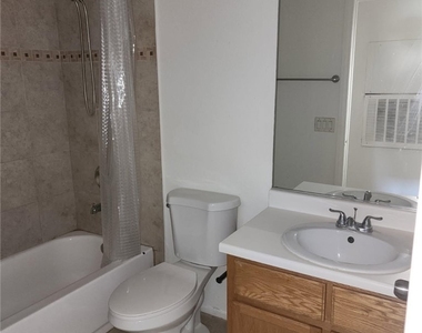 9914 Keephills Street - Photo Thumbnail 8