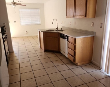 9914 Keephills Street - Photo Thumbnail 3