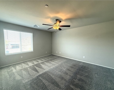 522 Spy Rock Avenue - Photo Thumbnail 11