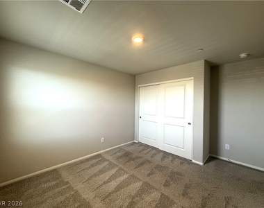 522 Spy Rock Avenue - Photo Thumbnail 18