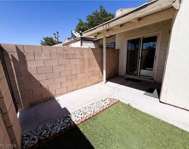 328 Linn Lane - Photo Thumbnail 28